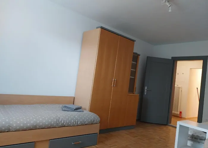 Starling Loka Appartement *